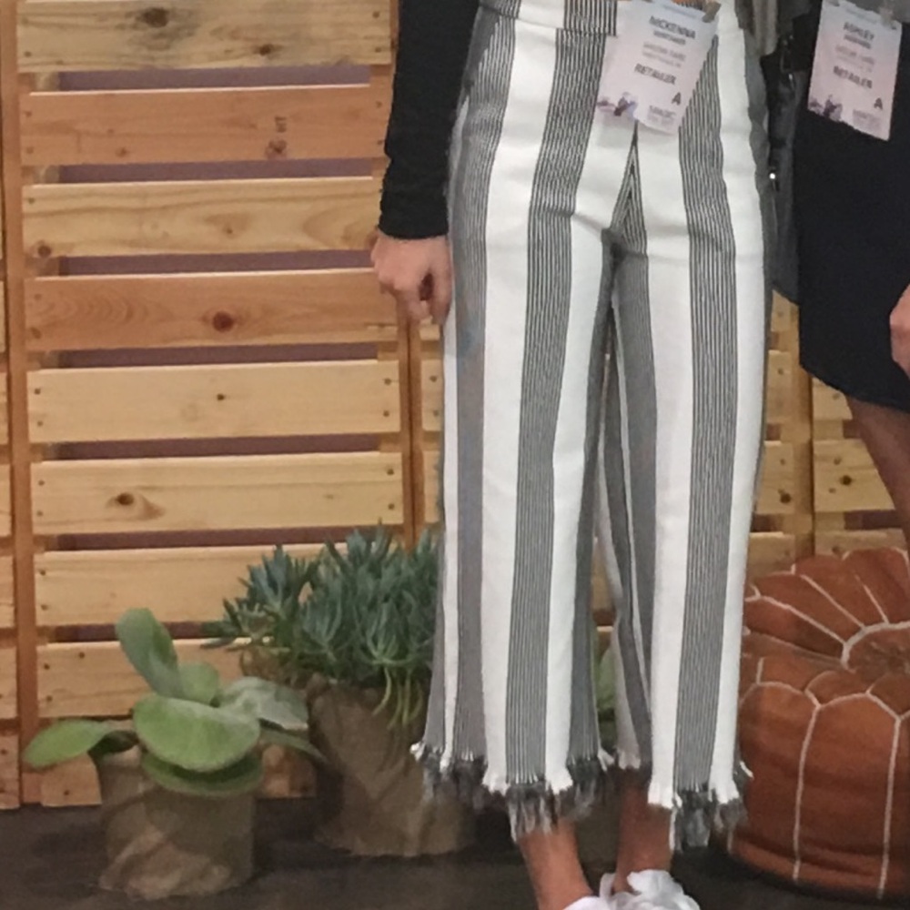 Cute cropped stripe pants